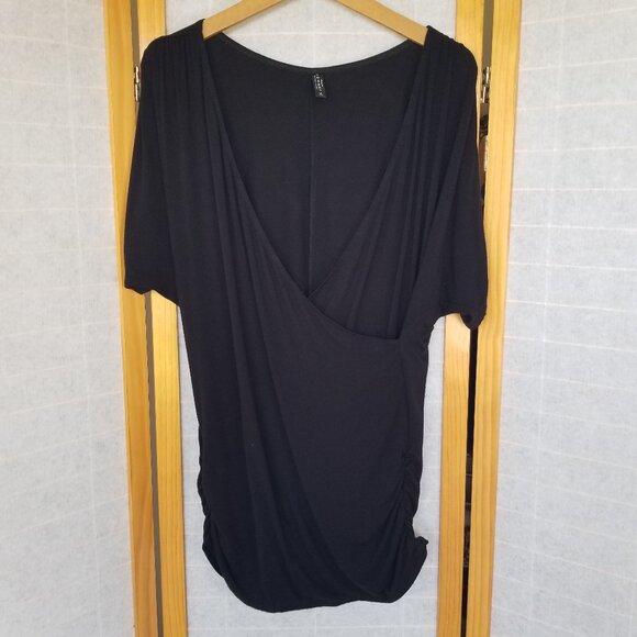 Made by Johnny Wrap Top Size XL Black Bat Wing Sleeves Side Rouching - Picture 1 of 6
